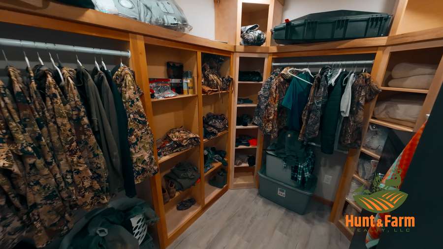 Still 2025-11-29 081237_1.97.10.jpg